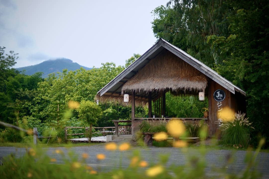 จินนาม่อนคาเฟ่ (Jin Na Mon Cafe)