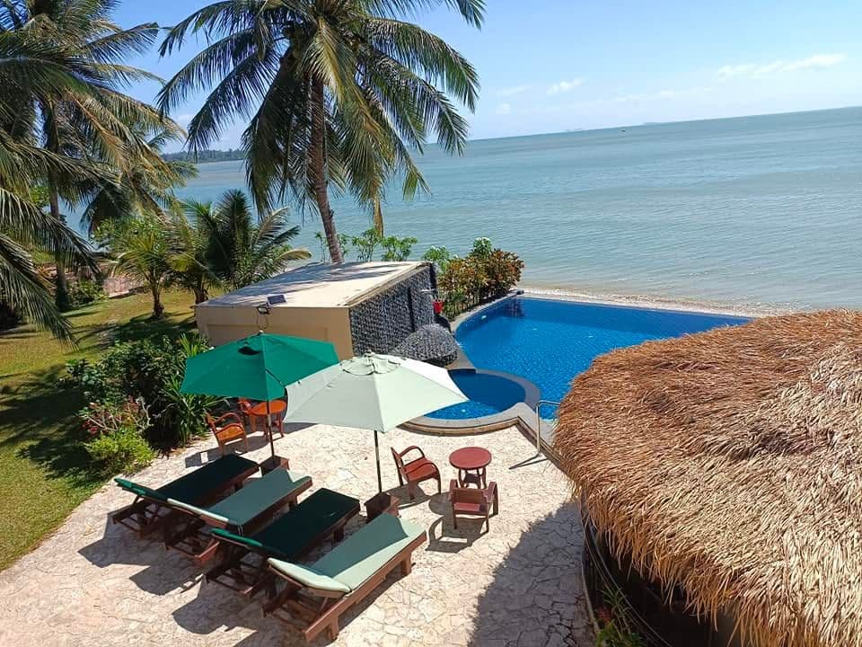 ซาร่าบีชฟรอนท์บูติกรีสอร์ท (Sara Beachfront Boutique Resort)