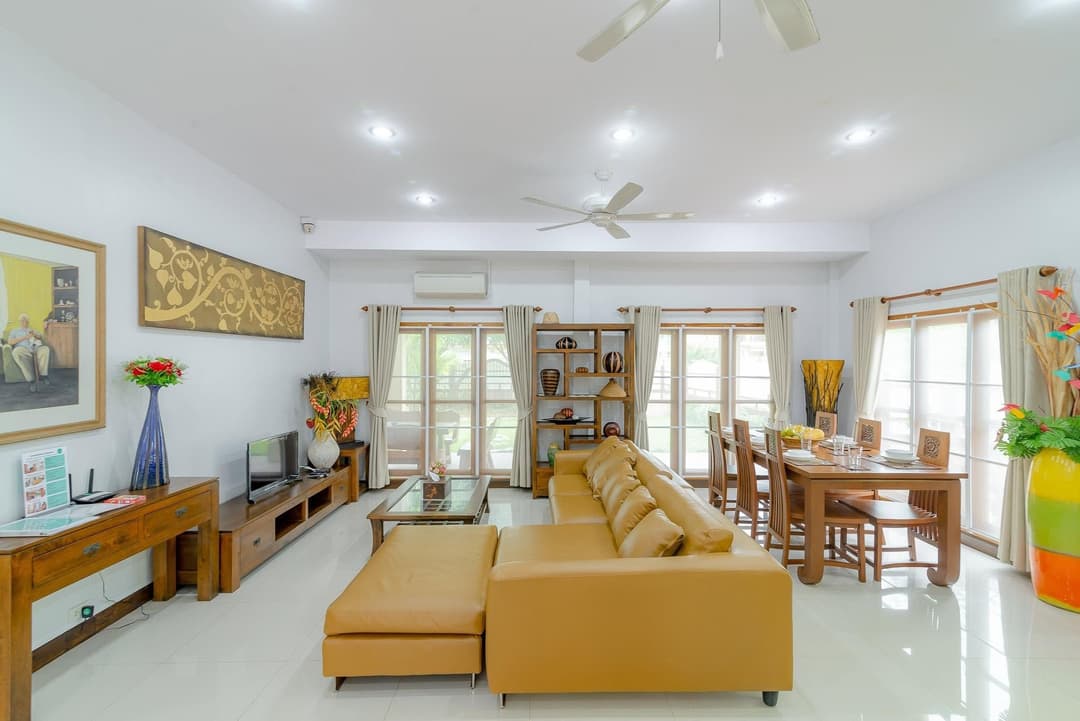 บางสะพานพาราไดซ์ ช็อคโกวิลล่า (Bangsaphan Paradise Choco Villa) 