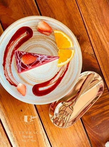 ยู เทอเรซ ริเวอร์แคว คาเฟ่ แอนด์ คูซีน (U Terrace River Kwai Cafe & Cuisine) รูปภาพที่ 2