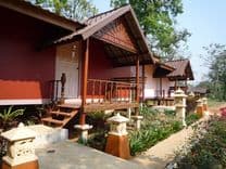 เรือนดอกแก้วรีสอร์ท (Ruan Dok Kaew Resort)
