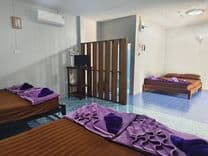 ปูม้ารีสอร์ท หาดเจ้าหลาว (Pooma Resort)