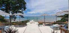 เดอะ ลูน่า บีช เฮาส์ (The Lunar Beach House)