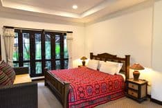 บ้านน้ำปิง ริเวอร์ไซด์ วิลเลจ รีสอร์ท (Baan Namping Riverside Village)