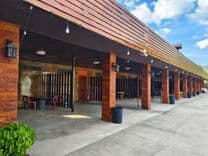 ปูม้ารีสอร์ท หาดเจ้าหลาว (Pooma Resort)