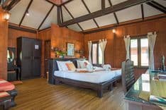ไทยไลฟ์ โฮมสเตย์ รีสอร์ท แอนด์ สปา (ThaiLife Homestay Resort & Spa)