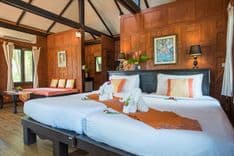 ไทยไลฟ์ โฮมสเตย์ รีสอร์ท แอนด์ สปา (ThaiLife Homestay Resort & Spa)