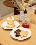 คาเฟ่ คิทสึเน่ เอ็มควอเทียร์ (Café Kitsuné EmQuartier)