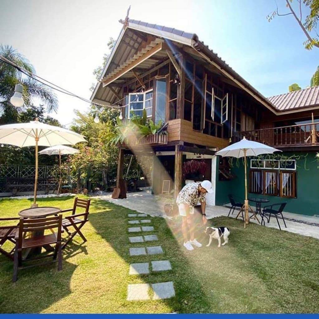 ฮีมน์คาเฟ่ เฮ้าส์ แอนด์ มิวสิค (Hymn Cafe House & Music)