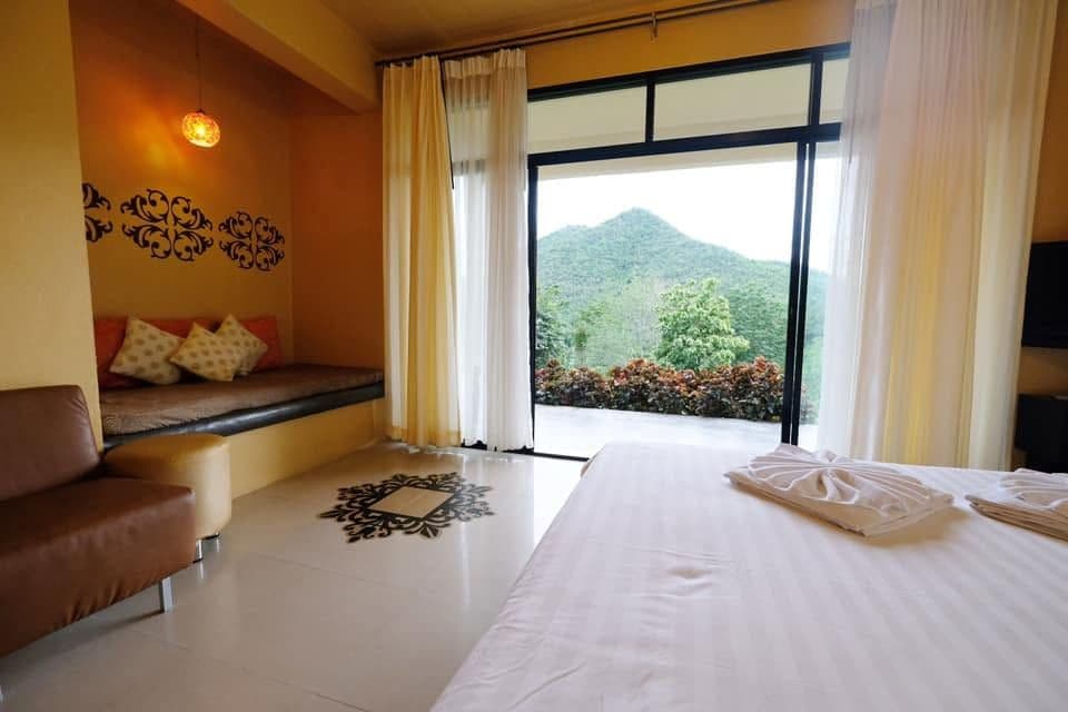 ไฮซีน รีสอร์ท (Hi Scene Resort)