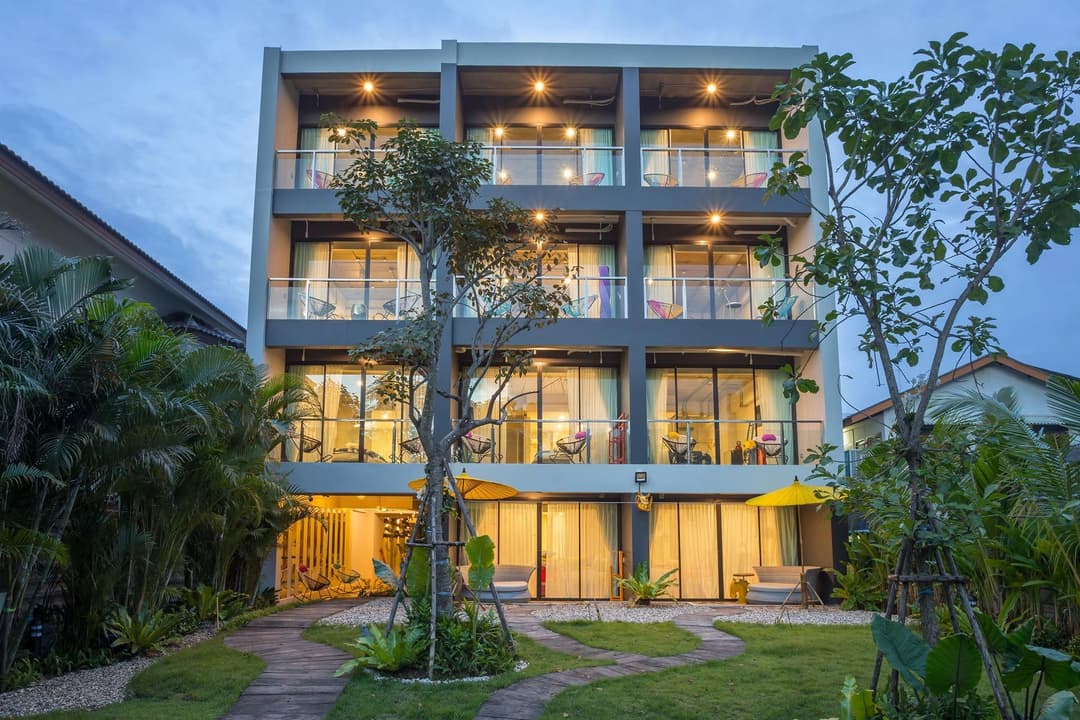 ริเวอร์ อาร์ต โฮเทล (River Art Hotel)