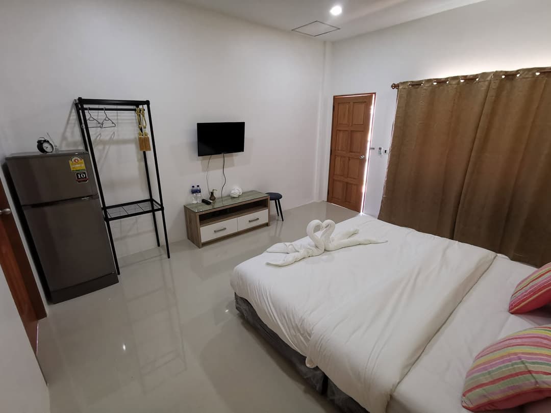 นิวเวฟภูเก็ต (New wave Phuket)