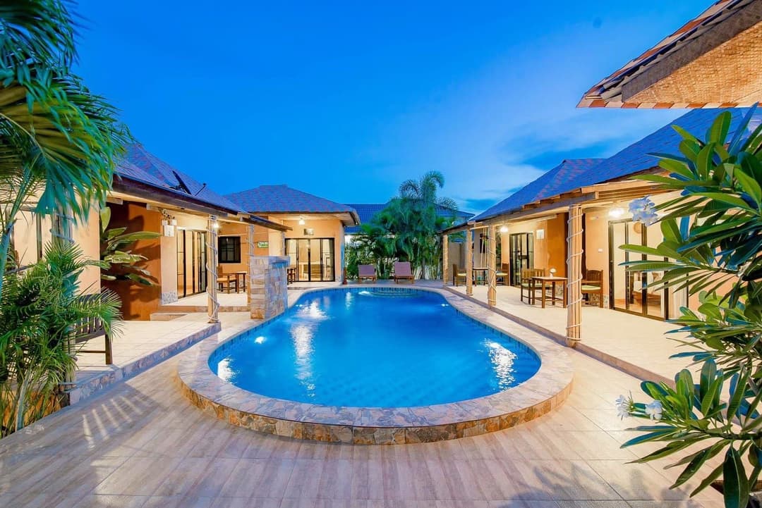 ปาณิสรา รีสอร์ท พูลวิลล่า (Panisara Resort Pool Villas)