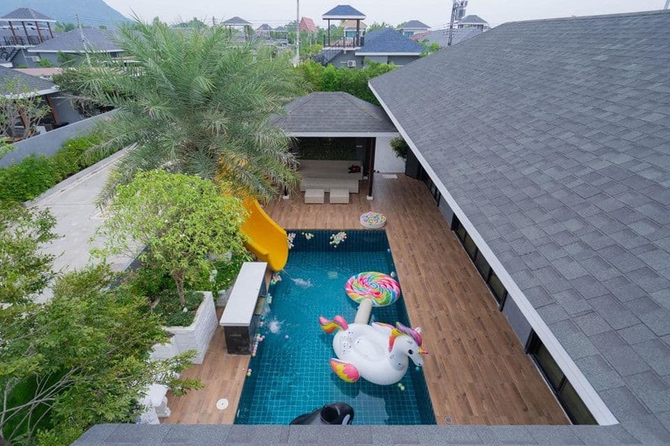 ออเรนจ์ พูล วิลล่า (Orange Pool Villa)