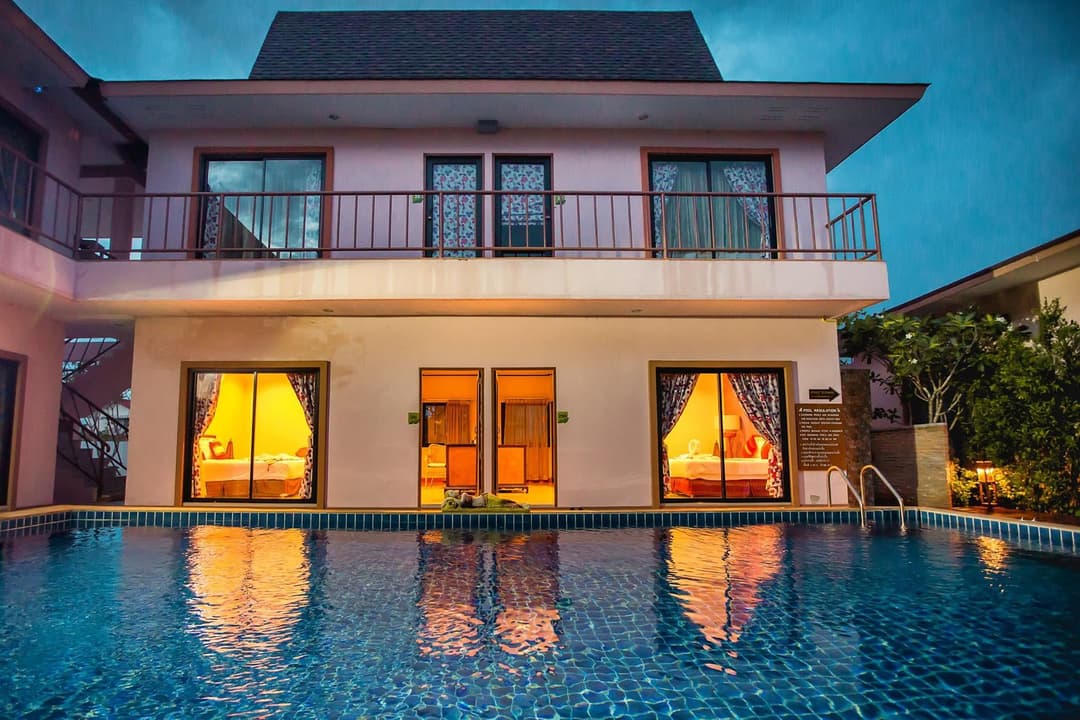 พลอยขุมทอง บูติก รีสอร์ท (Ploy Khumthong Boutique Resort)