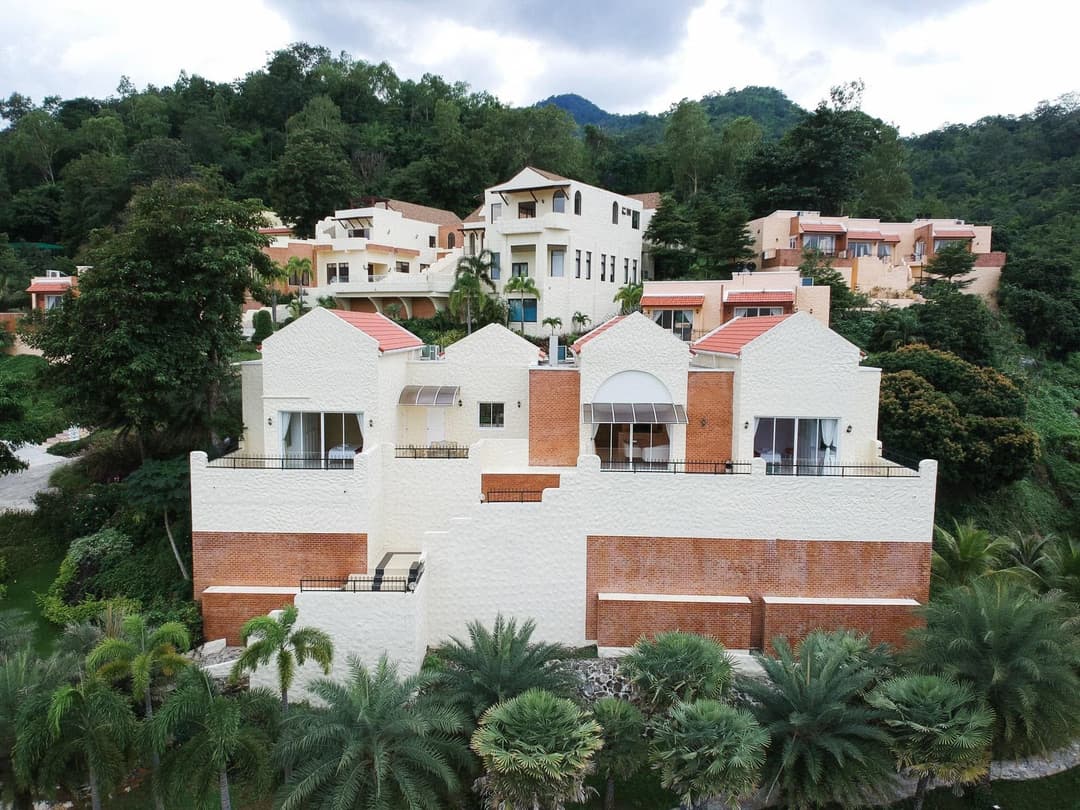 เดอะ โลเคชั่น รีสอร์ต (The Location Resort Suanphueng)