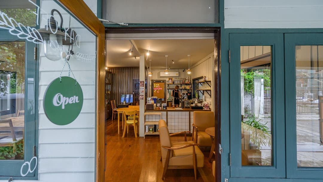 เดย์อ๊อฟคาเฟ่ (Day Off Cafe)