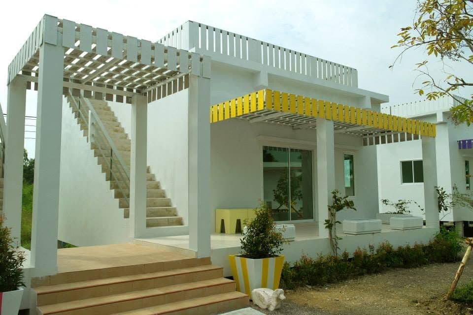 เลคซีน รีสอร์ท (Lake Scene Resort)