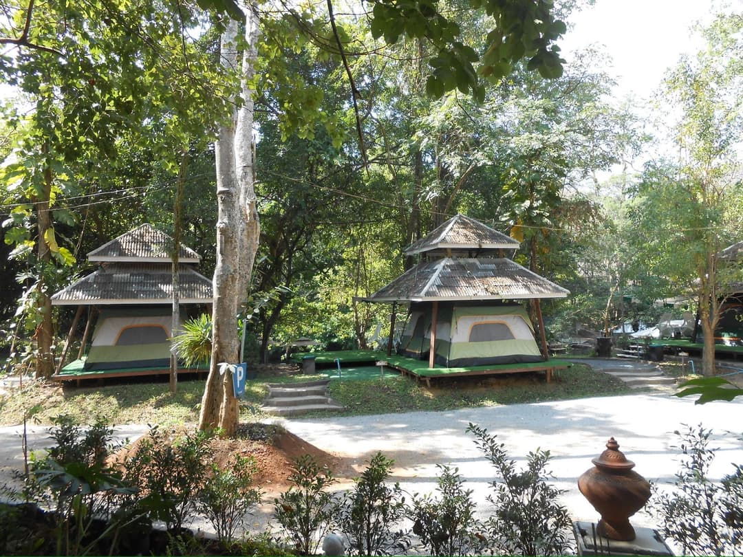 ภูธาราแกลมปิ้ง (Phutara Glamping)