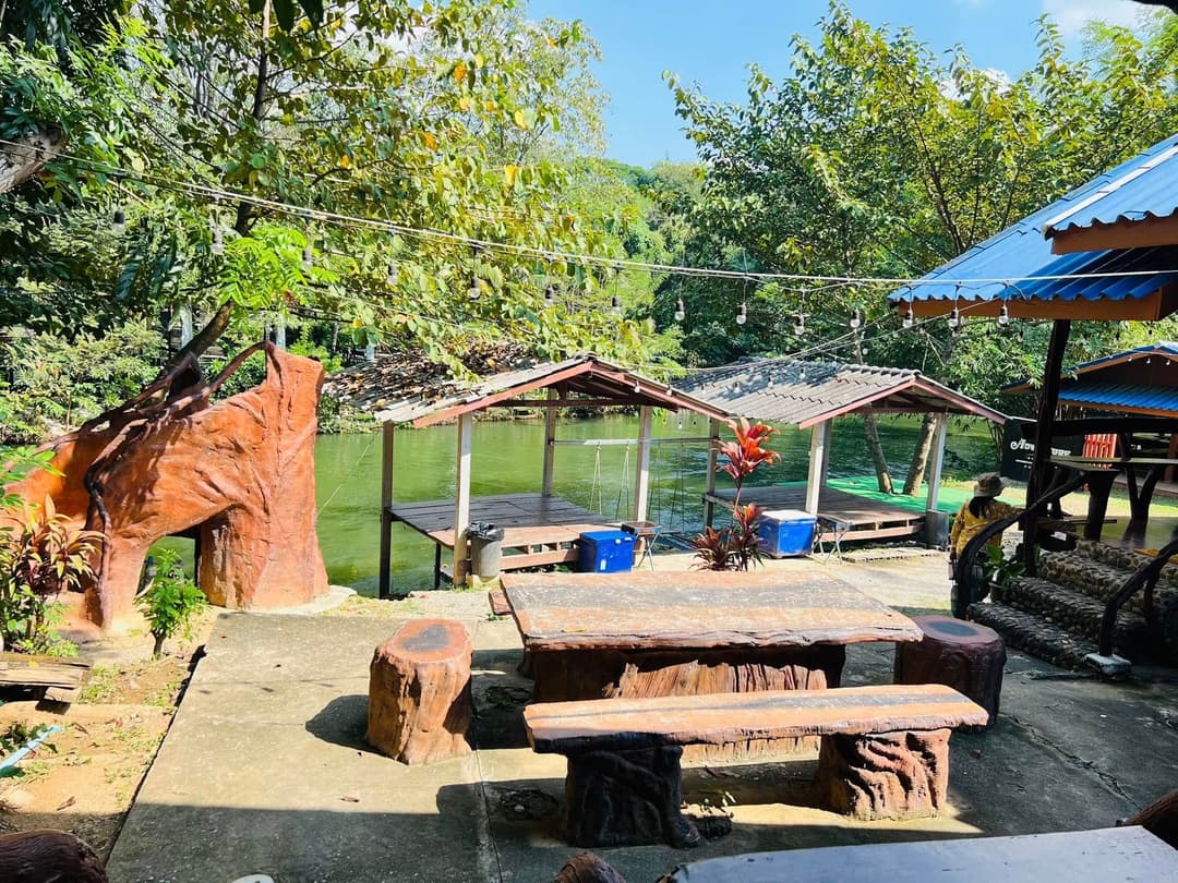 แอดเวนเจอร์พอยต์ รีสอร์ท (Adventure Point Resort)