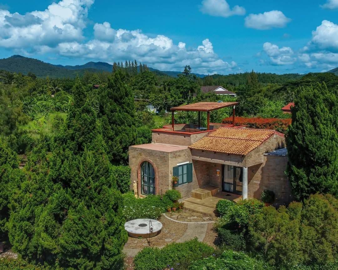 ลา ทอสคาน่า รีสอร์ท (La toscana Resort)