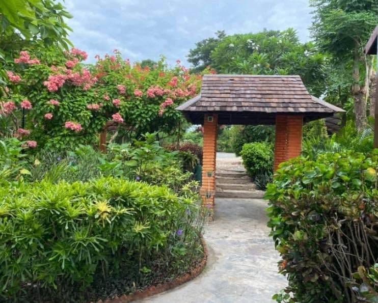บ้านริมน้ำ จังหวัดอุตรดิตถ์ (Baan Rimnam, Uttaradit Province)