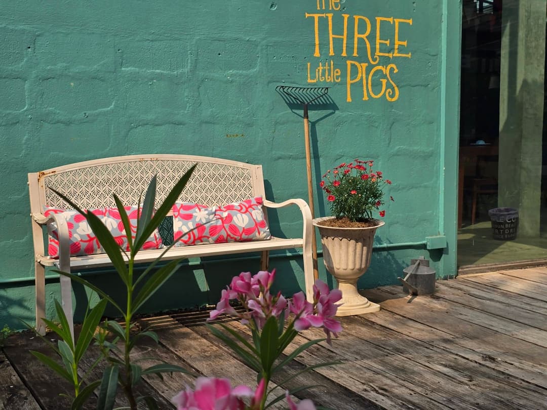 ลูกหมูสามตัว (The Three Little Pigs)